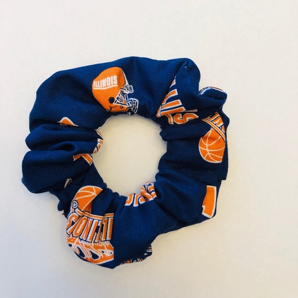 💙🧡Illini Pride Scrunchie🧡💙 - Picture 4 of 4